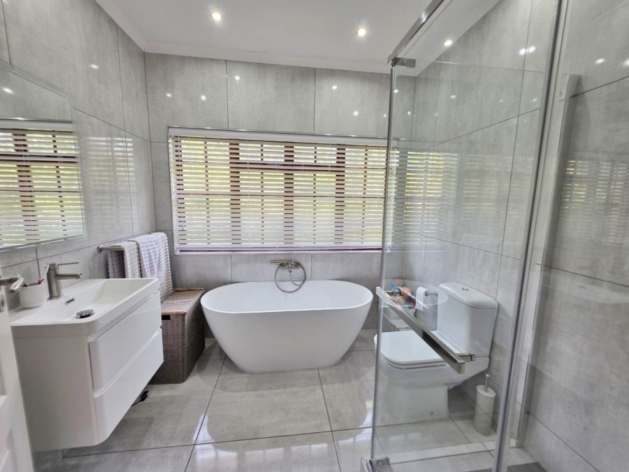 Commercial Property for Sale in Wilderness Heights Western Cape